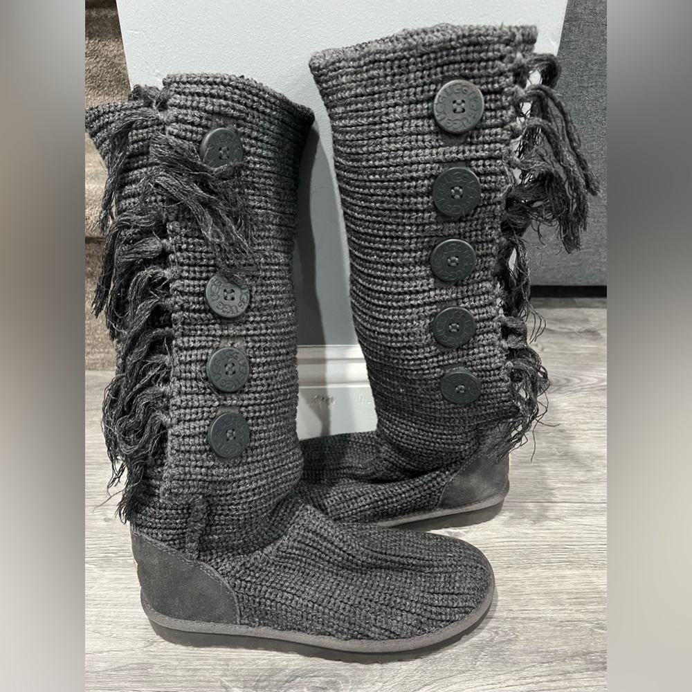 UGG Dark Gray Knit Fringe Pull On Boots
